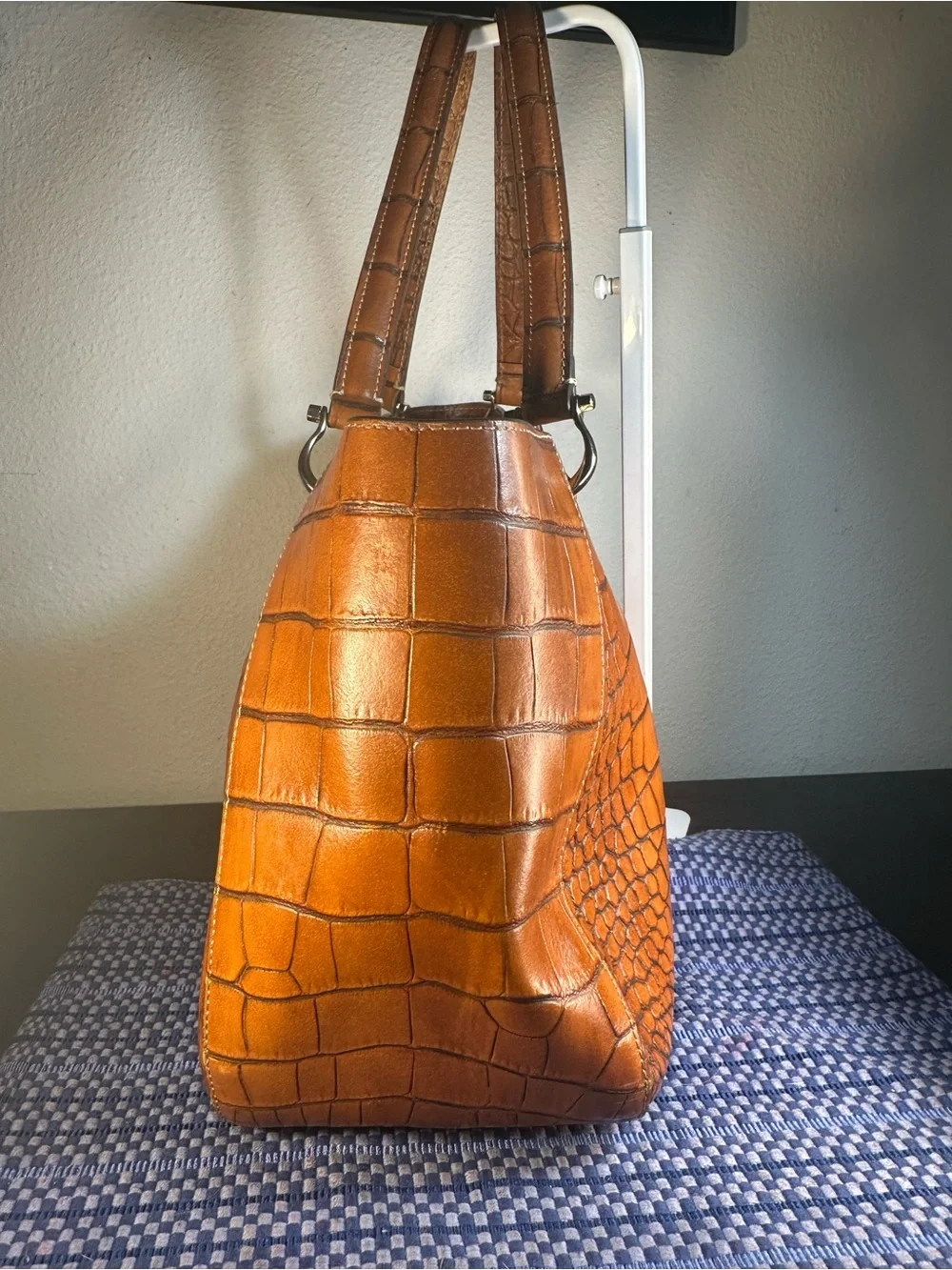 Dooney & Bourke lined multi